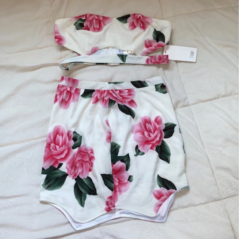 TOBI two piece set size small